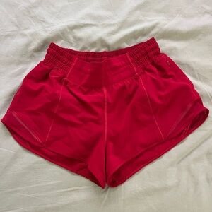 Lululemon Women’s HR Hotty Hot 2.5” Dark Red